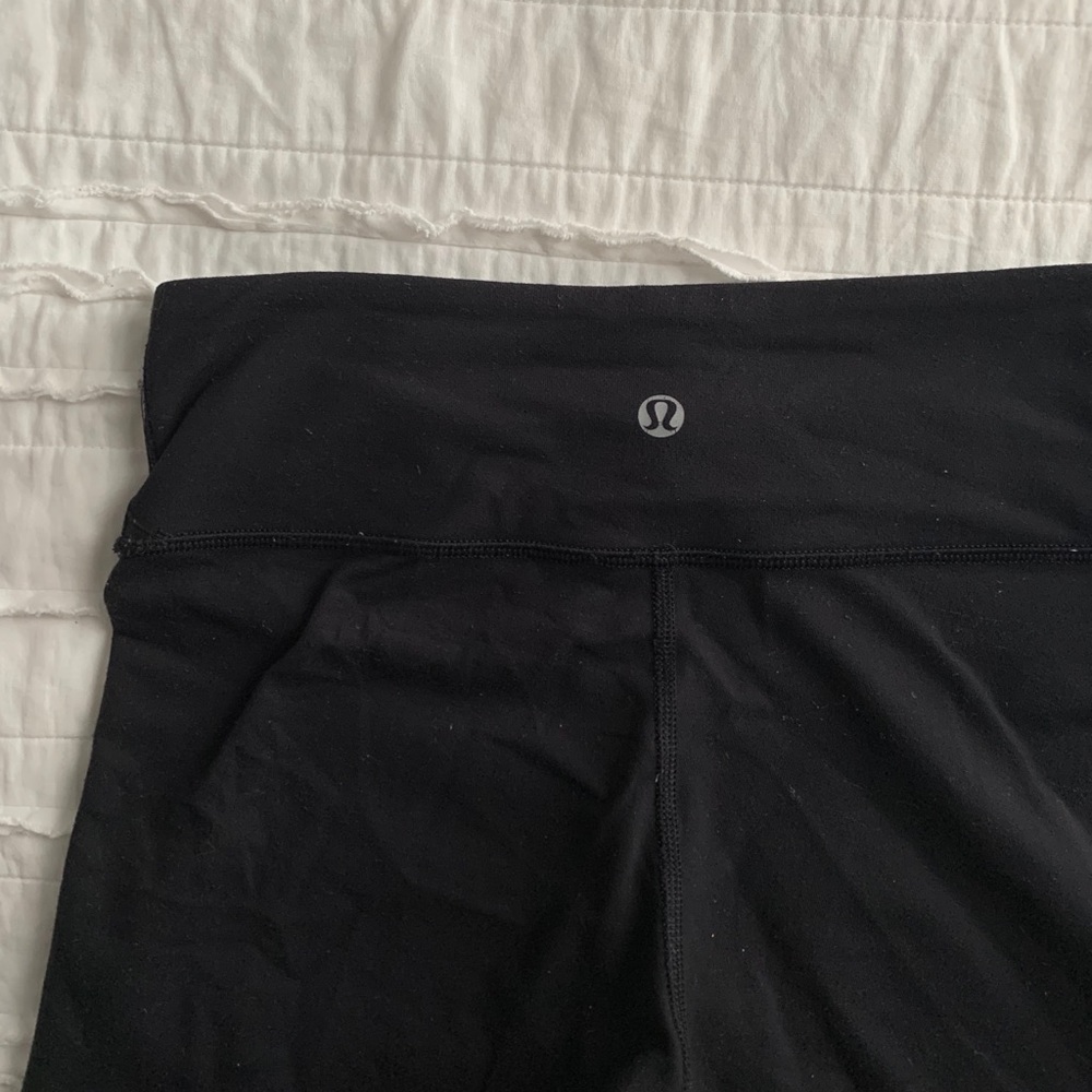 LuluLemon Wunder Under Low-Rise - Picture 2 of 7
